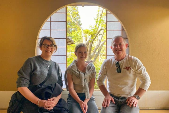 Himeji Castle Easy Bike Tour: Samurai History, Garden & Matcha — photo 4