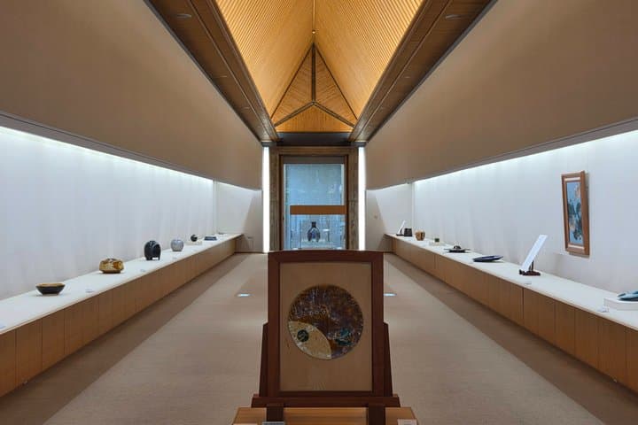 Ishikawa Kutani Ware and Choose Your Own Piece — photo 2