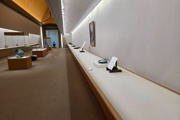 Ishikawa Kutani Ware and Choose Your Own Piece — photo 6