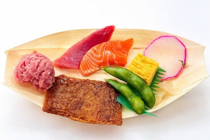 Tokyo Tsukiji 1-hour Sushi Making & Bento Class by a Local Family — photo 8