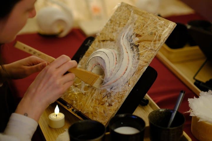 Osaka Washi Lamp Craft Workshop Private or Shared Experience — photo 8