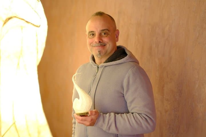 Osaka Washi Lamp Craft Workshop Private or Shared Experience — photo 10