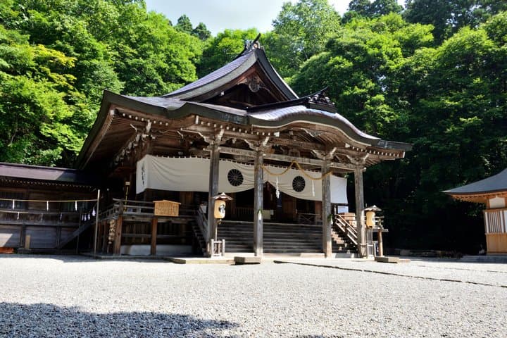 Full Day Snow Monkey Park and Togakushi Shrine Tour in Nagano — photo 8