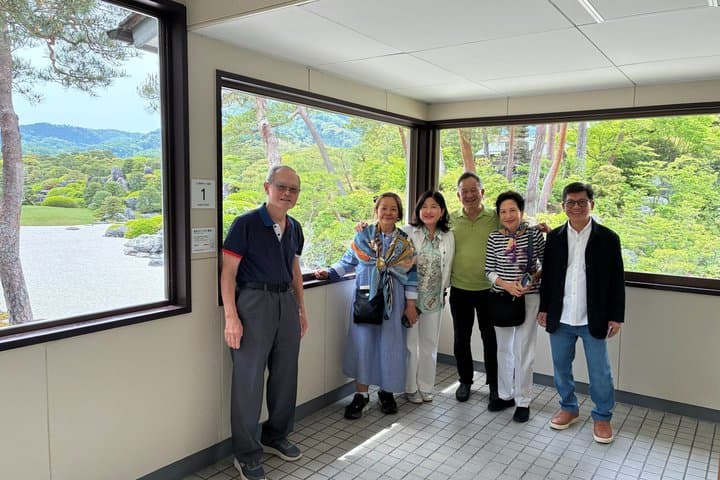 Art and Gardens of Sakaiminato by Private Car — photo 9