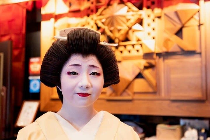 Exclusive Tokyo Geisha Experience in Historic Ryotei in Shinbashi — photo 6
