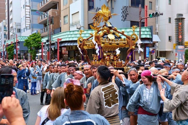 Tokyo Customized Private Walking Tour With Local Guide 4 hours