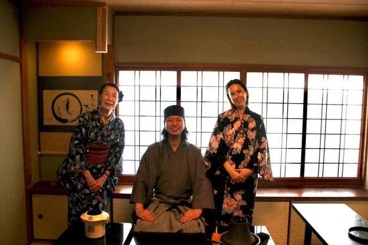 Kyoto :Tea Ceremony in 150 Years Townhouse with Tables and Chairs — photo 3