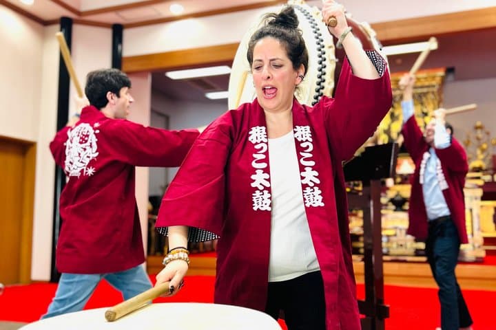 Taiko Drumming and Buddhist Chanting in a 700-Year Tokyo Temple — photo 6