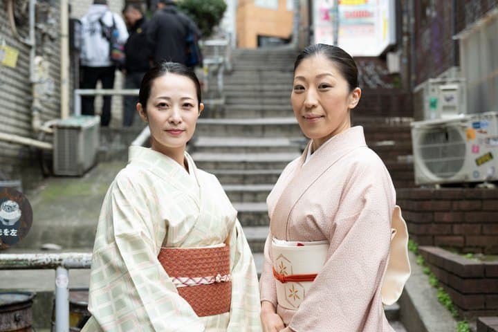 Tokyo Shibuya Geisha Meet and Dance Private Historic Stage Class — photo 1