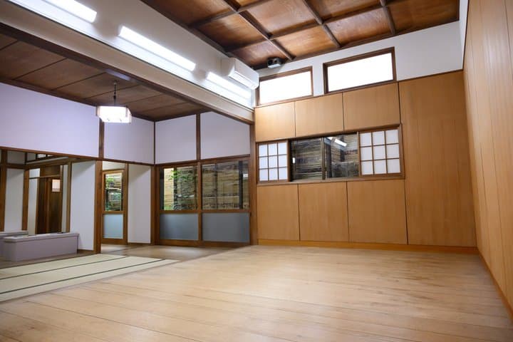 Tokyo Shibuya Geisha Meet and Dance Private Historic Stage Class — photo 8