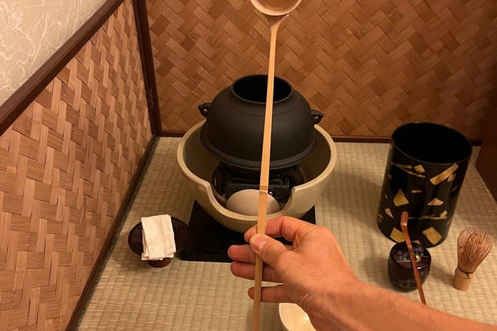 Private 25 Min Machiya Tea and Ikebana Experience — photo 10