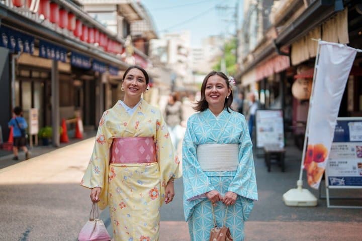 Asakusa Tokyo Photoshoot in Temple and Riverside Park — photo 6