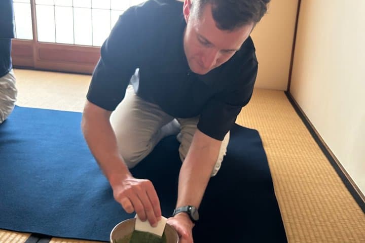 Kanazawa: Private Koicha Ceremony with a Samurai Tea Master — photo 12