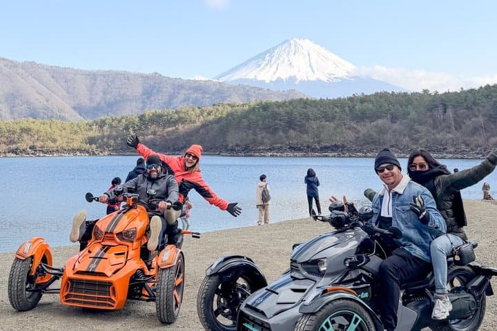 2 Hour Guided Mt Fuji Scenic Trike Tour in Lake Kawaguchiko — photo 3