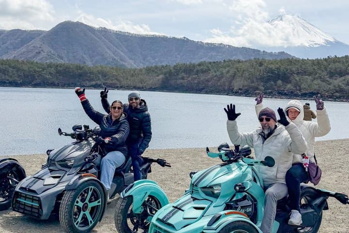 2 Hour Guided Mt Fuji Scenic Trike Tour in Lake Kawaguchiko — photo 18