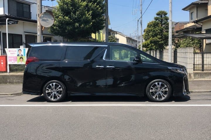 Tokyo: Private Transfer Between Narita Airport & City — photo 3