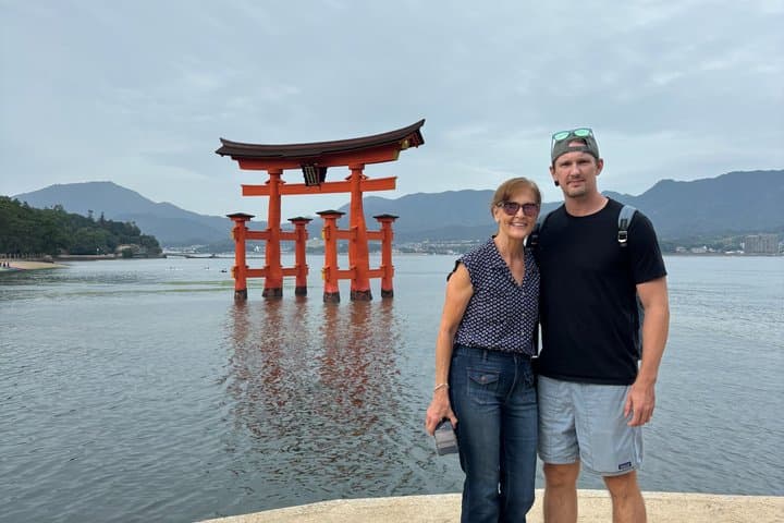 Hiroshima city tour Miyajima & Peace Memorial Park W Small Group — photo 11