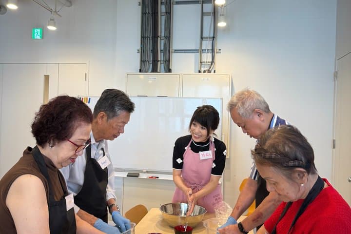 Udon and Gyoza Cooking Class in Nagoya — photo 16