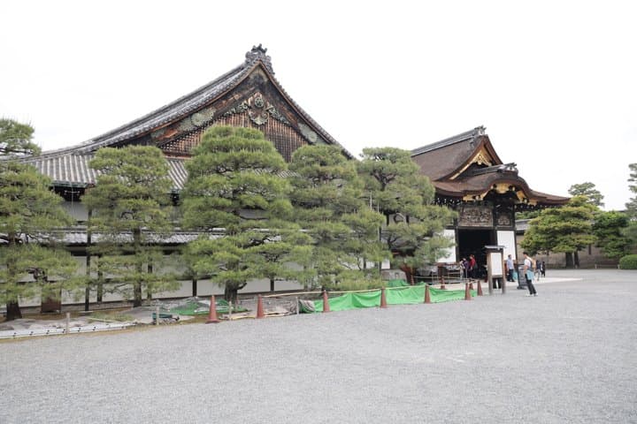 Kyoto E-Bike Tour of Palace, Castle, Temples and Hidden Gems — photo 6