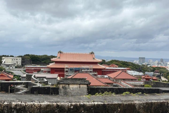 Naha - Shuri Castle Walking Tour with local guides — photo 11