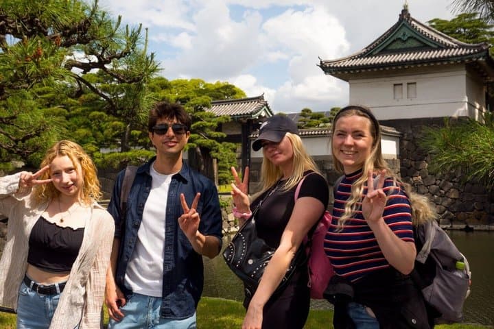 Tokyo Imperial Palace and Shogun Castle Walking Tour — photo 5