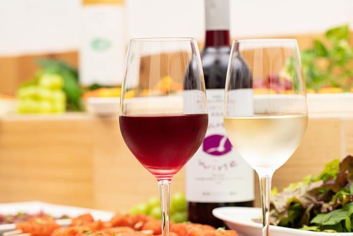 Japanese cuisine Making tour with Wine experience by Yokohama Winery