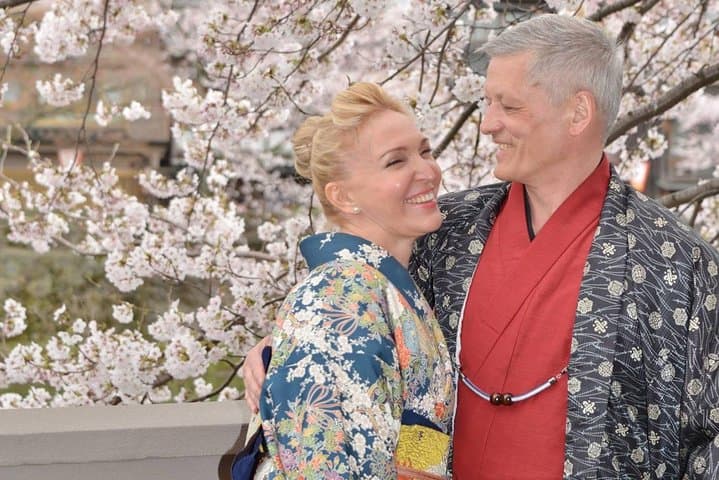 Buy Kimono: Choose from your favorite kimono and obi!