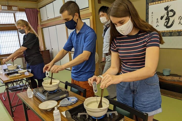 Morning Meditation and Tofu Making Experience in the Temple