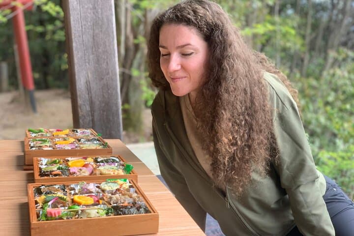 Hiroshima Morning Hike Tour with Tea Ceremony & Breakfast