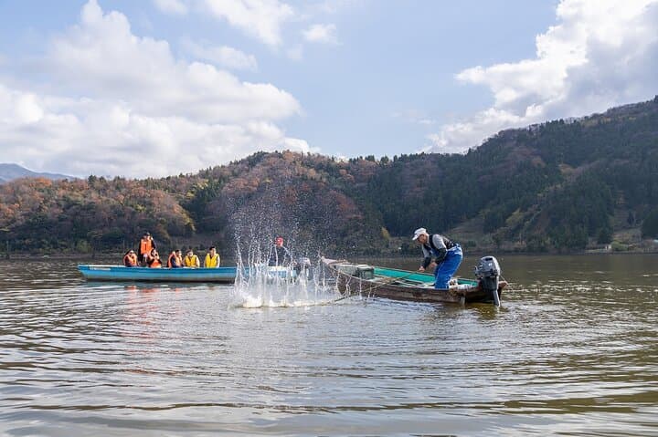 Culinary Journey with Traditional Fishing Method Tour