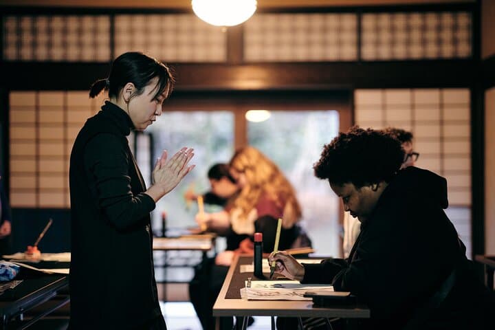 Echizen Lacquerware and Washi Paper Craft Tour