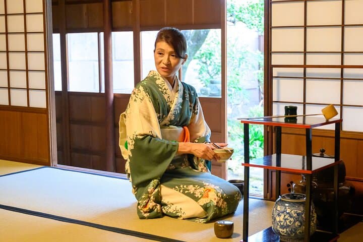 Private Japanese Sweets Making Class and Tea Ceremony in Kanazawa