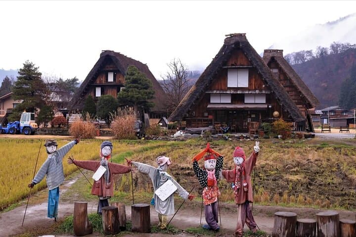 Takayama and Shirakawa Day Tour with Hida Beef Lunch from Nagoya