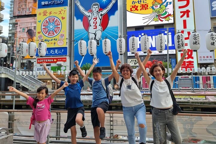 Osaka Kuromon Market&Takoyaki Cooking Experience PRIVATE Tour