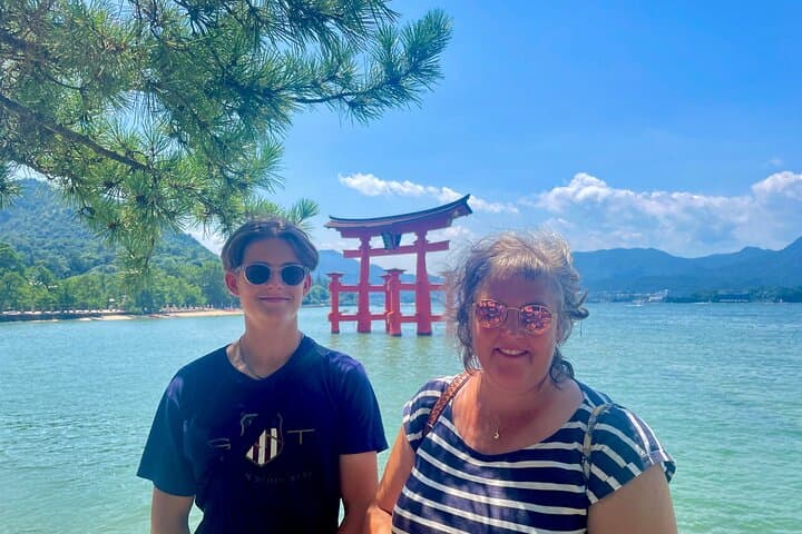Hiroshima Private Tour: Best Highlights in a Day