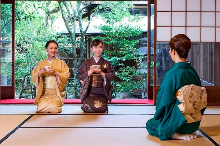 Kimono Tea Ceremony at Kyoto Maikoya, Karasuma Shijo