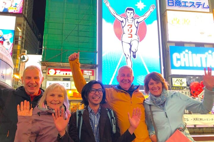 Private Osaka Food and Bar In Namba with 3 Drinks and Dishes