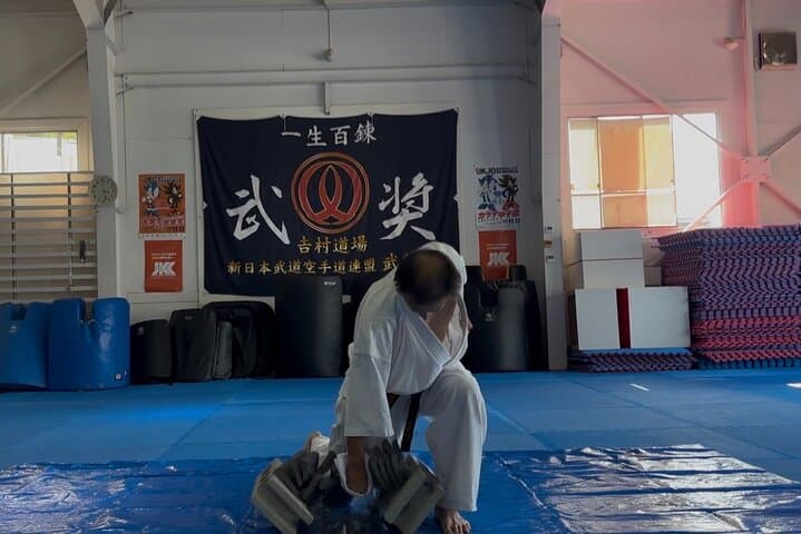 Karate Experience in Kanazawa Break Tiles and Get a Black Belt