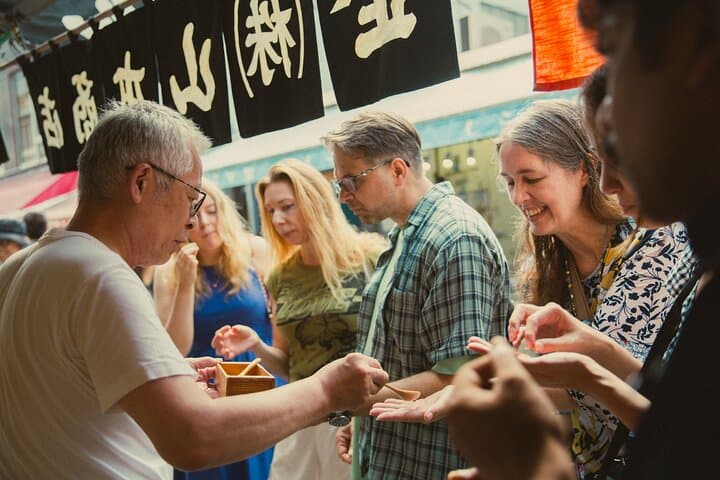 Tokyo : Tsukiji Fish Market Culture Tour with Sashimi Tasting