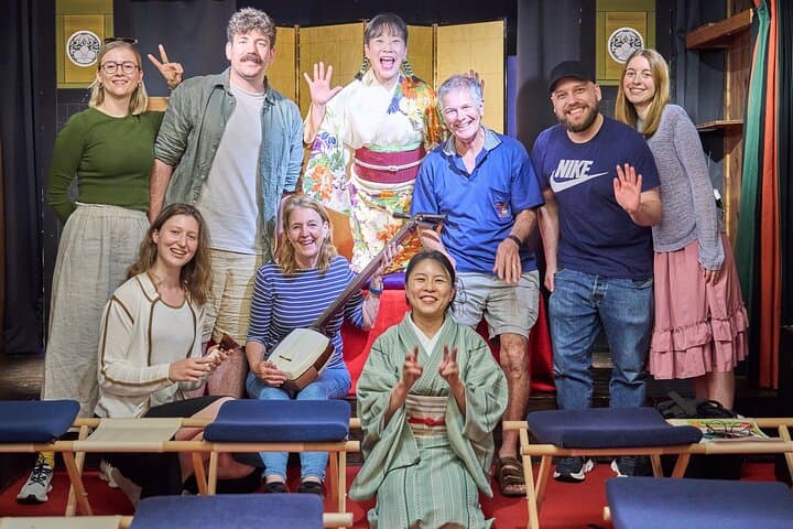 Dotonbori English Rakugo and Tsugaru Shamisen Experience