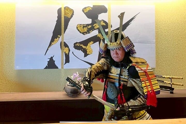 Kyoto Omakase sushi-making with optional samurai photo.