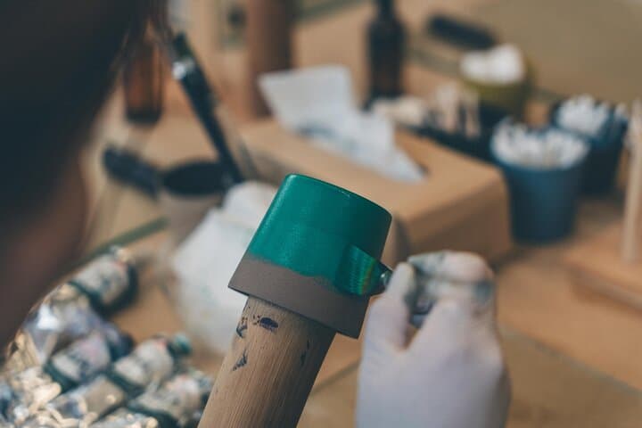 Urushi Lacquerware Craft Workshop in Kyoto's Nishijin District