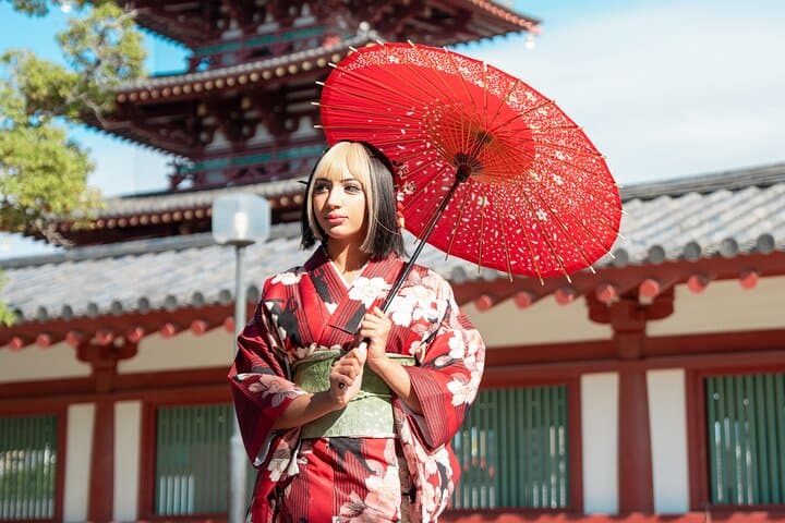 90-Minute Kimono Rental Experience in Osaka – Short Plan