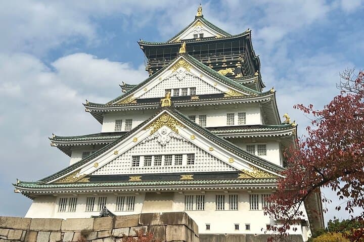 Osaka and Nara Private Car Tour with a Local English Guide Driver