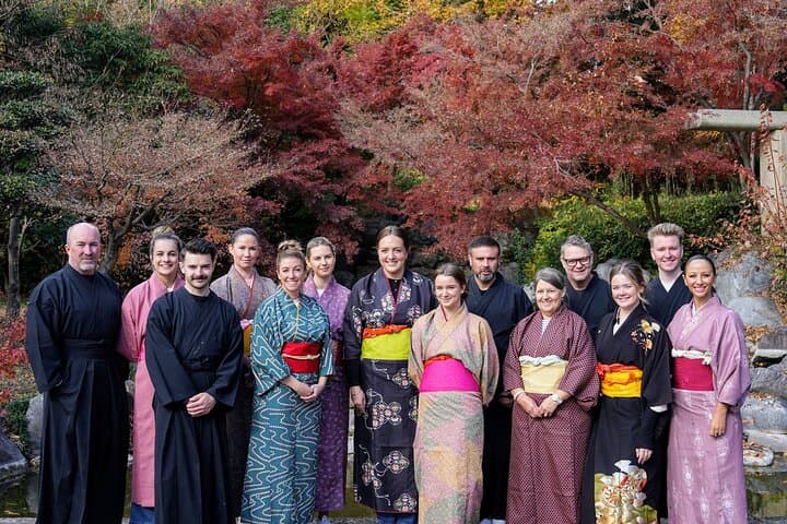 In Heritage home the Sando-Tea, Flowers, Shodo—deeply embody