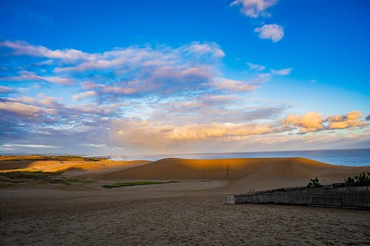 Tottori: Guided Walk through the Tottori Sand Dunes