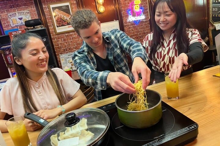 Japanese Ramen and Gyoza Course Cooking Class at Niji Kai Bar