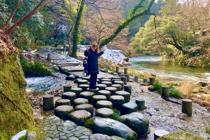 Yamanaka Onsen and local crafts Tour from Kanazawa by private car