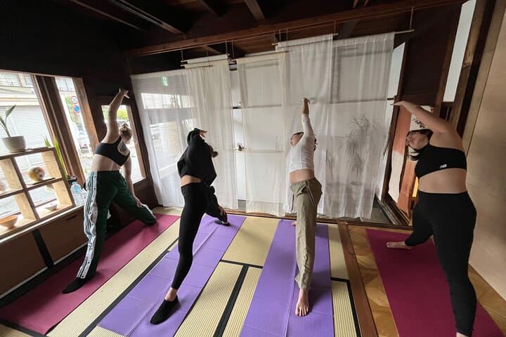 Yoga in the nature of Kyoto: Machiya/ Riverside