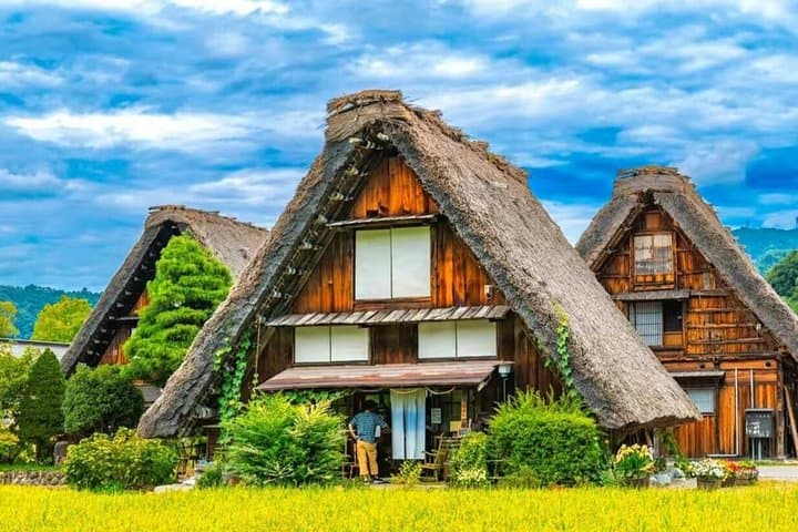 1 Day Tour of Shirakawa Go A Historic Village in Hida Takayama